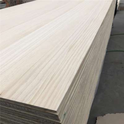 Kiln Dried Moisture and Wood Boards Timber Material pine lumber